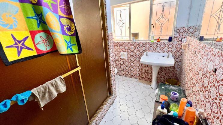 5 Bedroom Property for Sale in Churchill Estate Western Cape